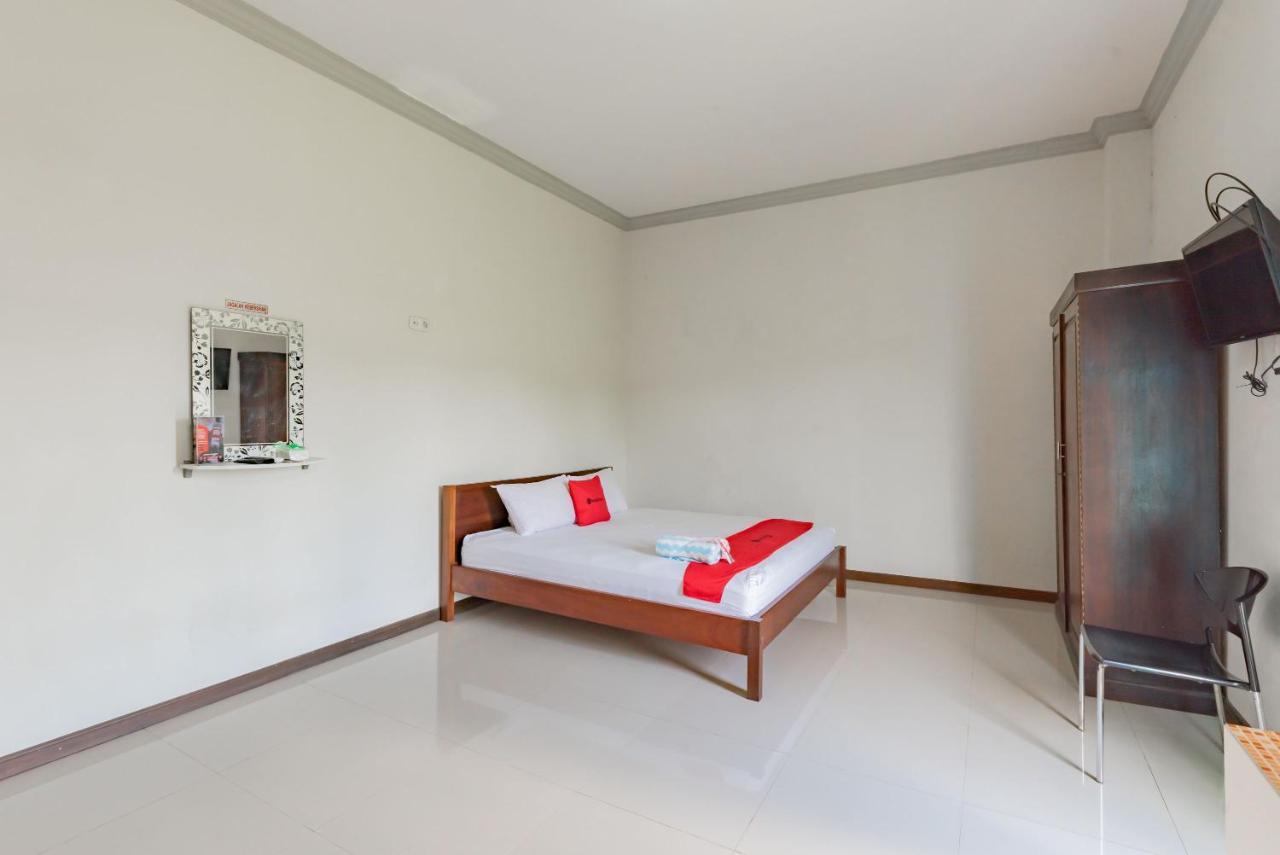 Reddoorz Near Gor Sempaja Samarinda Ξενοδοχείο Εξωτερικό φωτογραφία